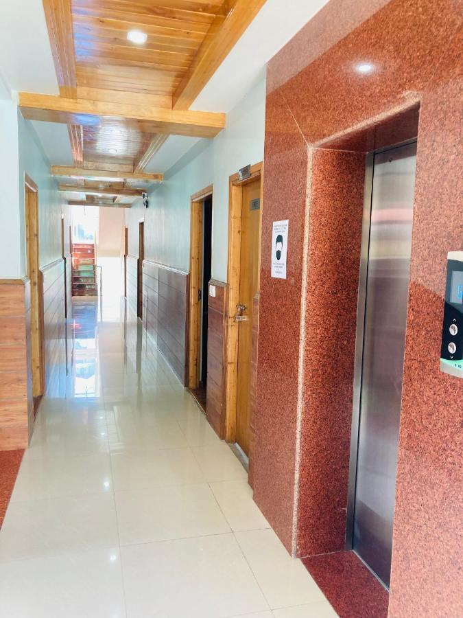 Vista Hill Resort- Centrally Heated & Air Cooled Resort, Manali Eksteriør bilde