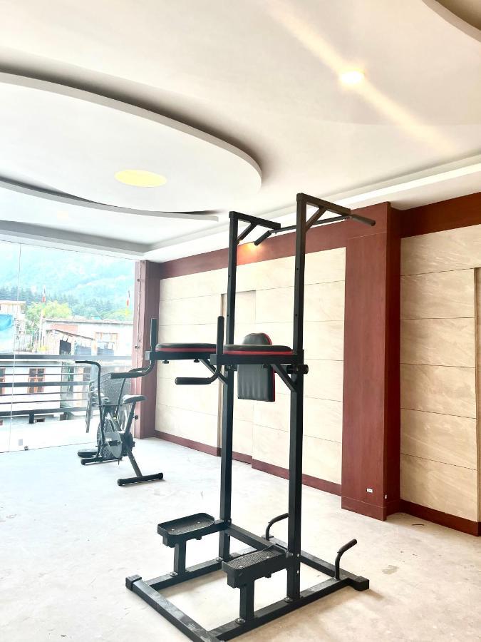 Vista Hill Resort- Centrally Heated & Air Cooled Resort, Manali Eksteriør bilde